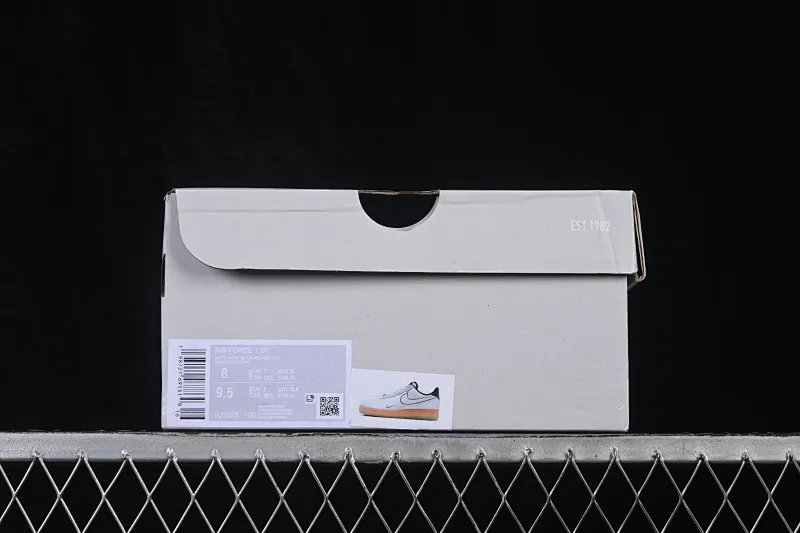 All categories Nk Air Force 1 Air Force series Nk Air Force 1 Low Air Force low-top Nike Air Force 1'07 Low Air Force 1 low-top casual sneakers IQ0228-100
